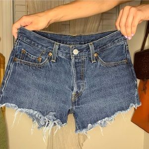 Levi jean shorts